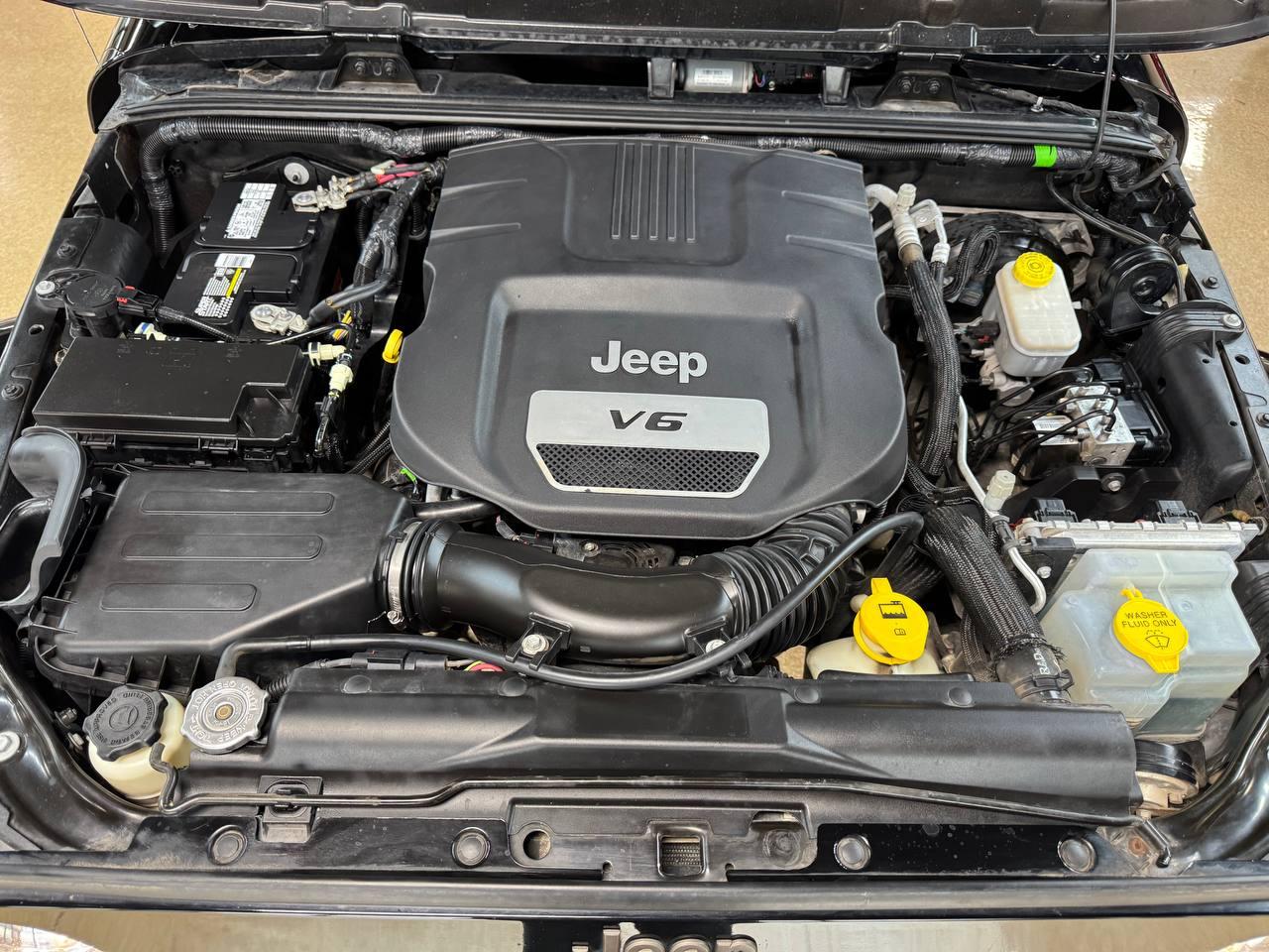 Jeep Wrangler JK photo 34