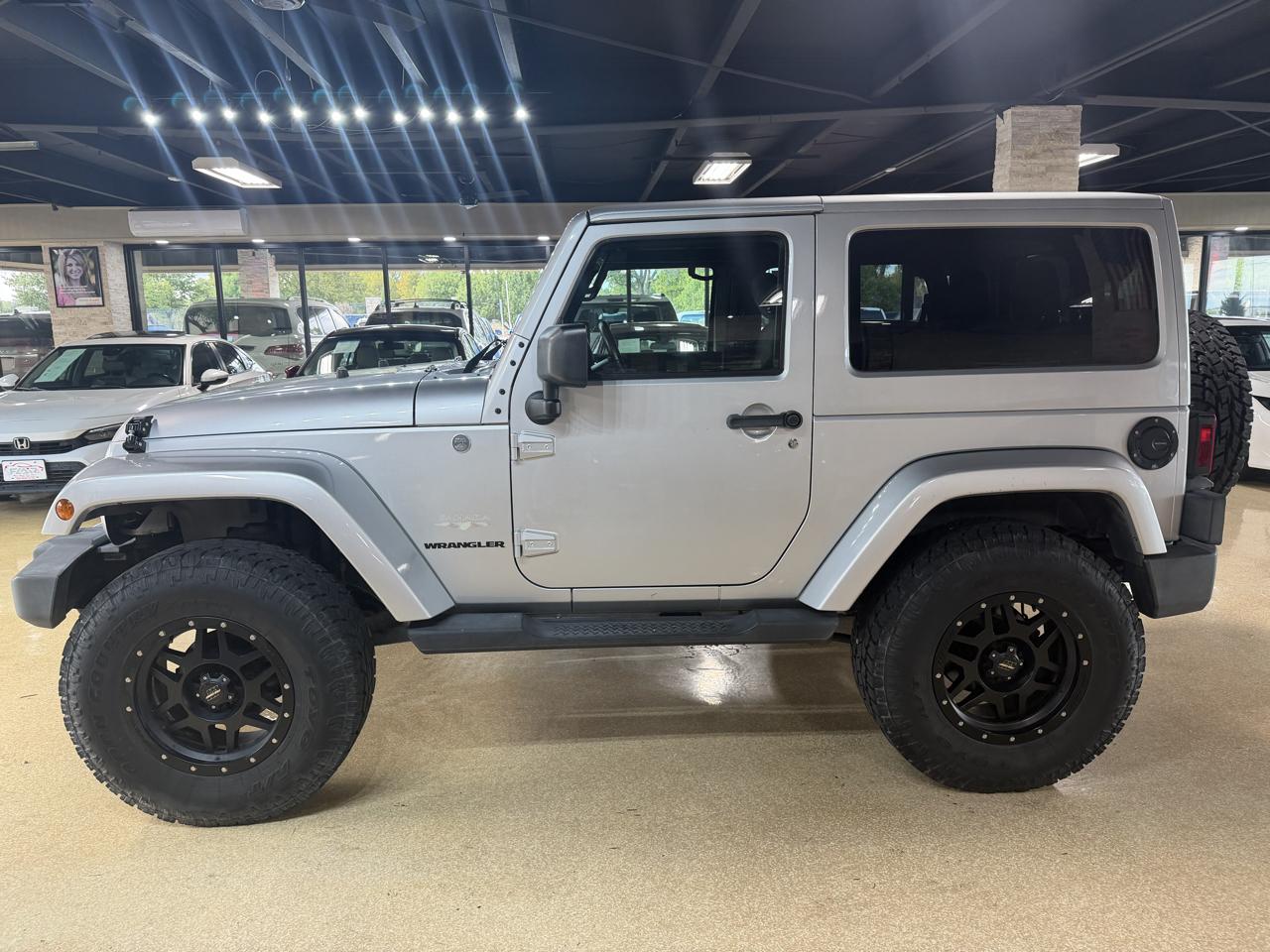 Jeep Wrangler photo 4