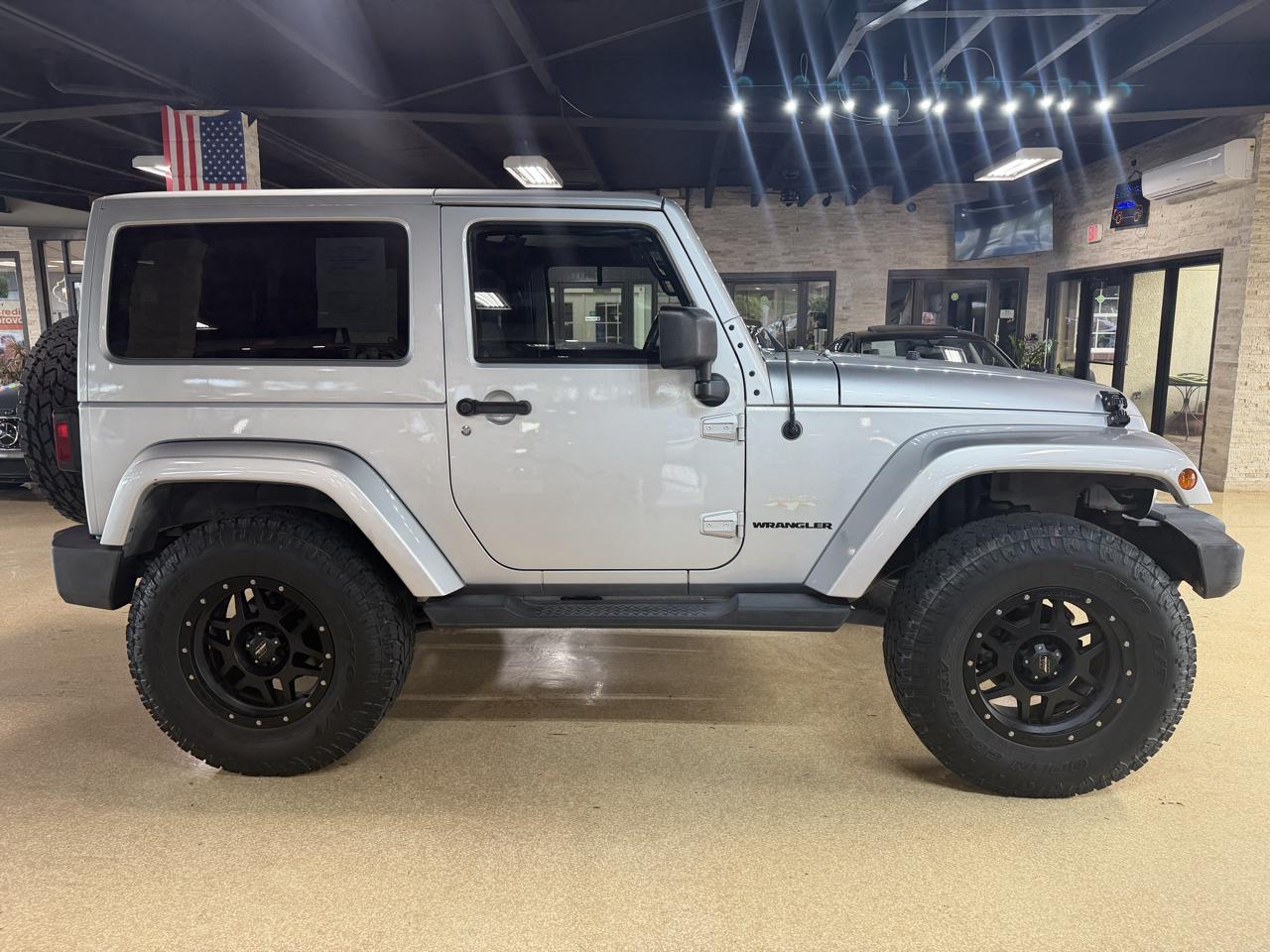 Jeep Wrangler photo 10