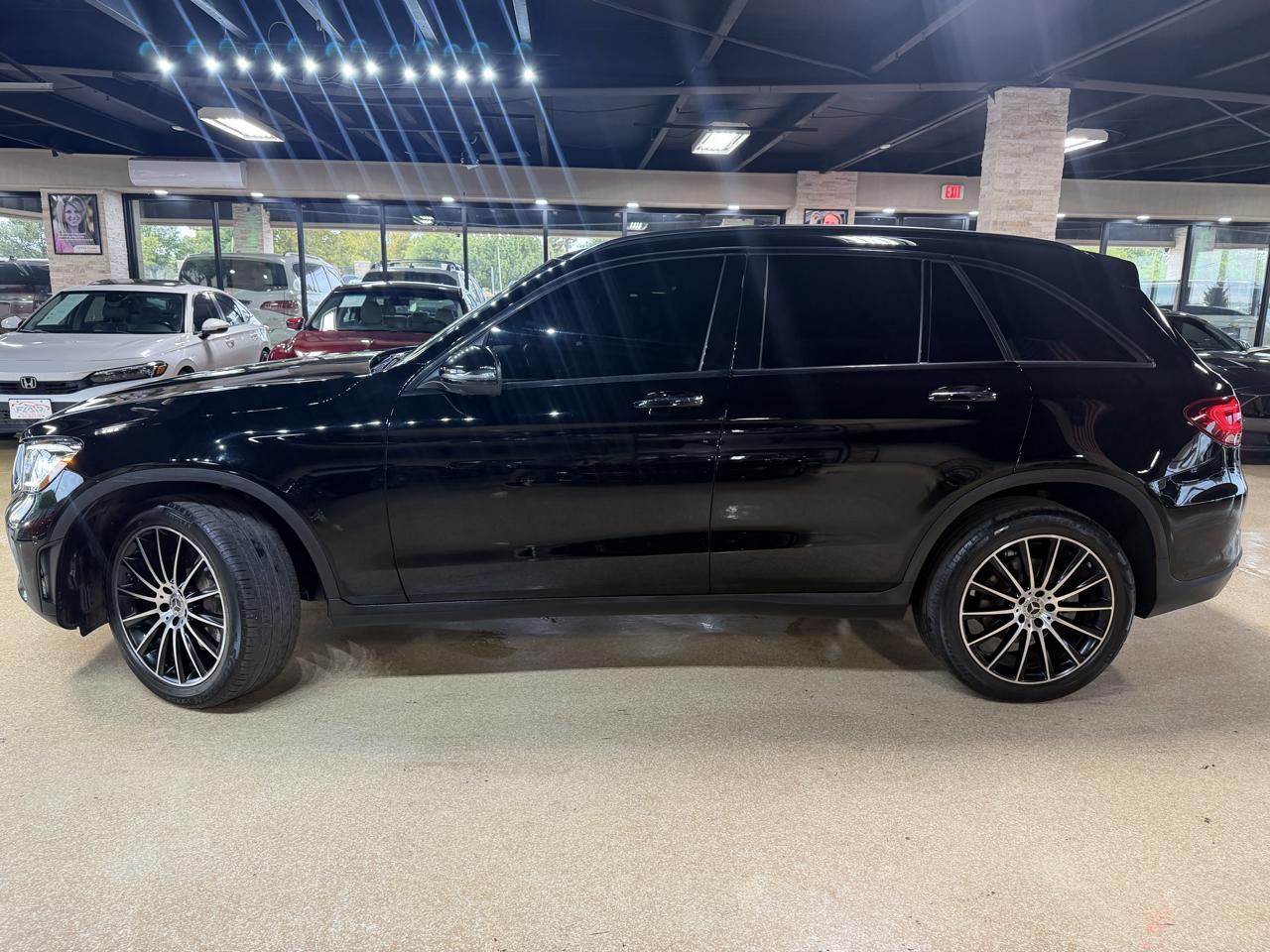 Mercedes-Benz GLC GLC 300 4MATIC SUV 2022