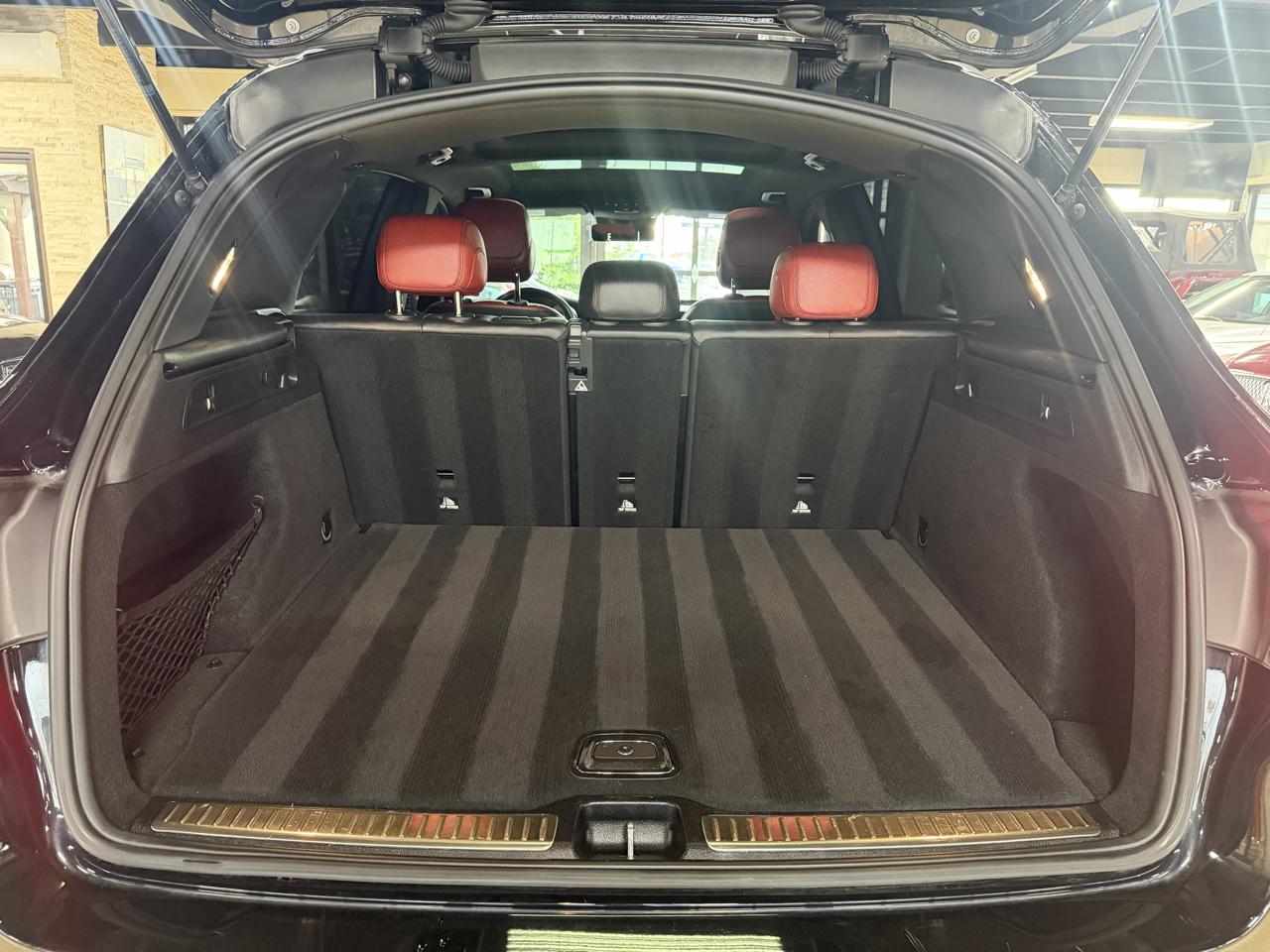 Mercedes-Benz GLC GLC 300 4MATIC SUV 2022