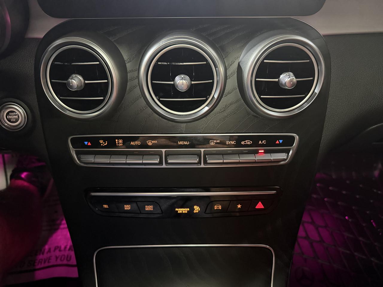 Mercedes-Benz GLC GLC 300 4MATIC SUV 2022