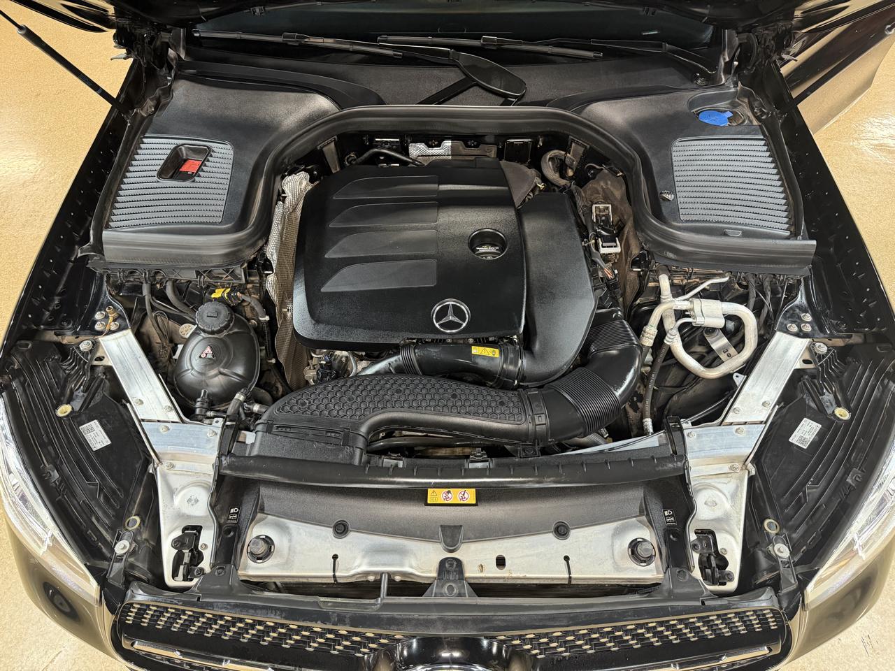 Mercedes-Benz GLC GLC 300 4MATIC SUV 2022