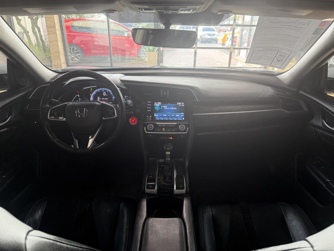 Honda Civic photo 16