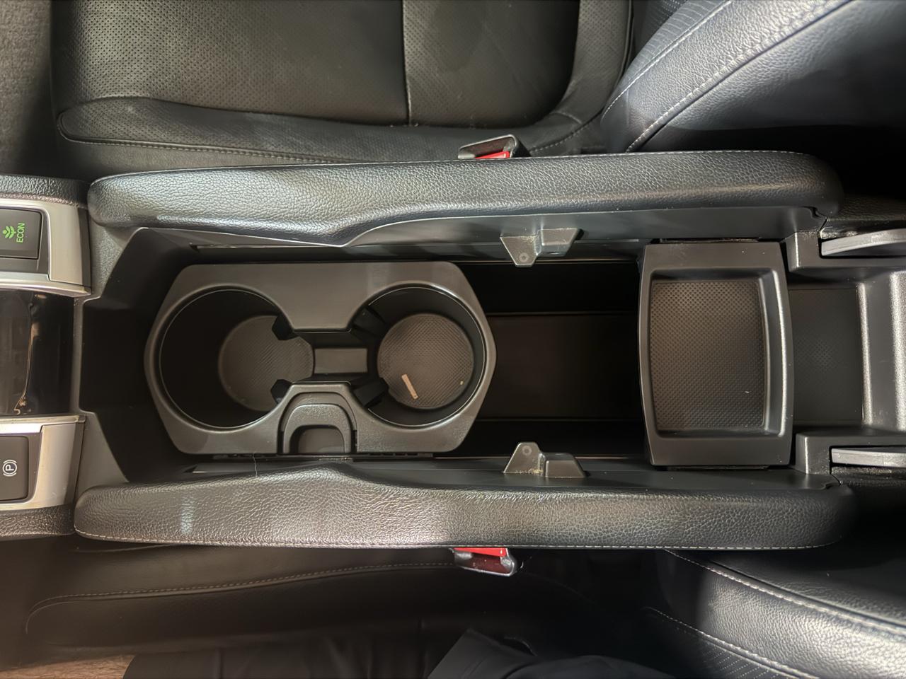 Honda Civic photo 38