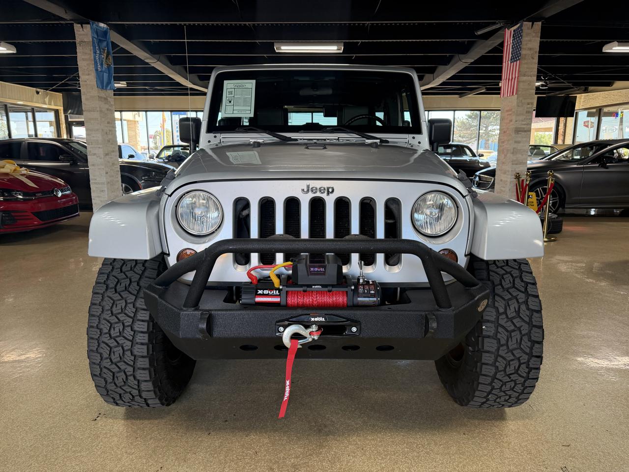Jeep Wrangler photo 2