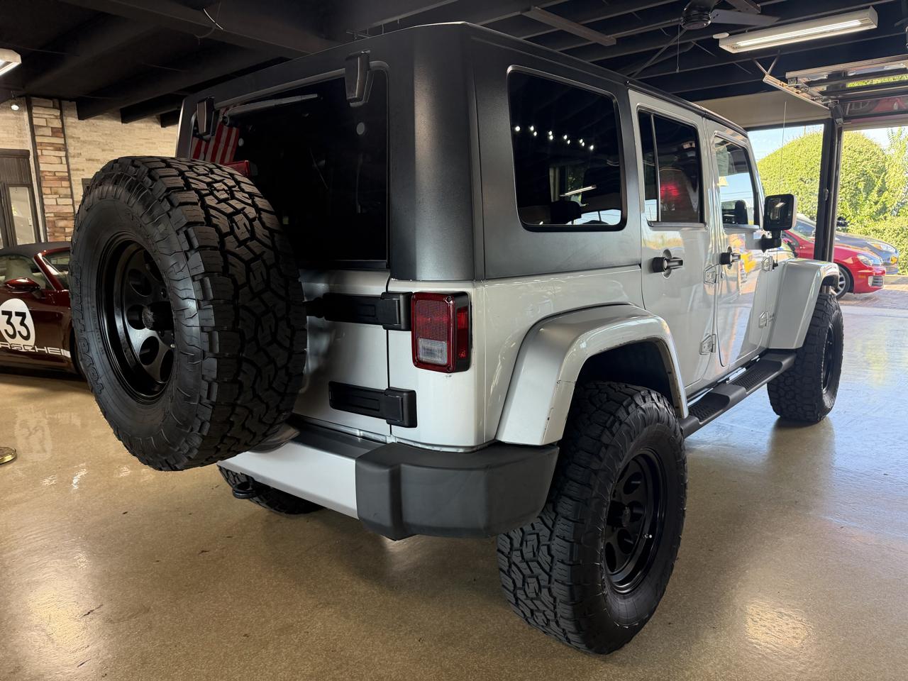 Jeep Wrangler photo 7
