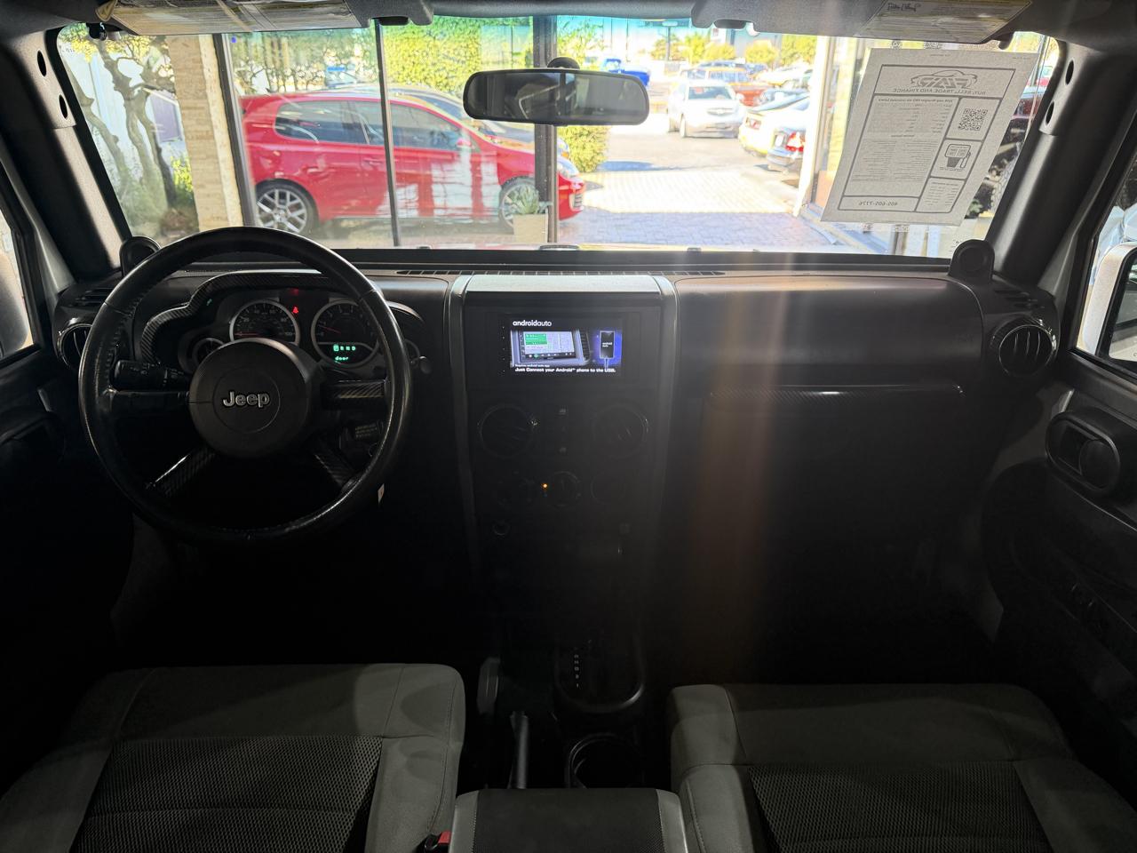 Jeep Wrangler photo 16