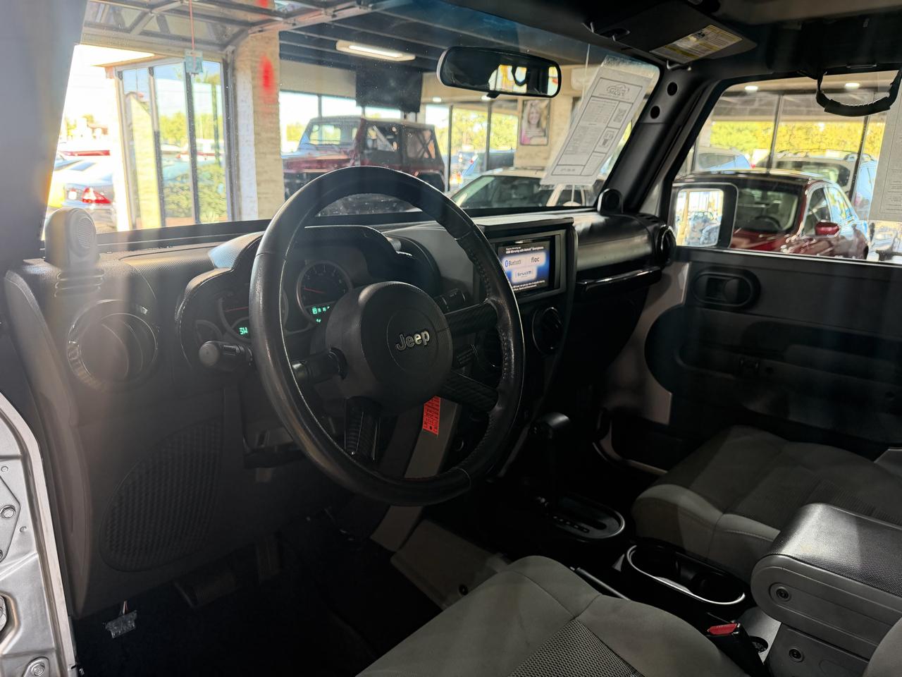 Jeep Wrangler photo 29