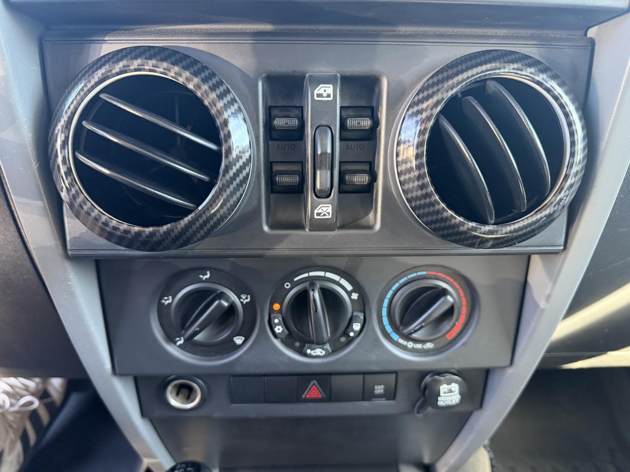 Jeep Wrangler photo 39