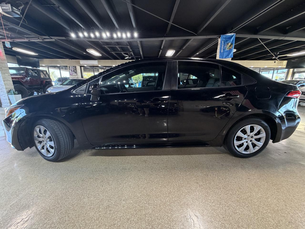 Toyota Corolla LE CVT (Natl) 2023