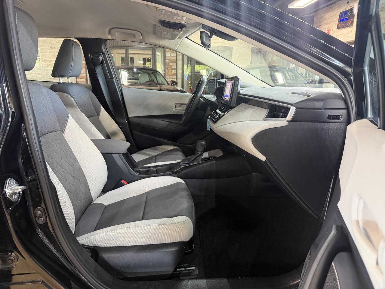 Toyota Corolla LE CVT (Natl) 2023