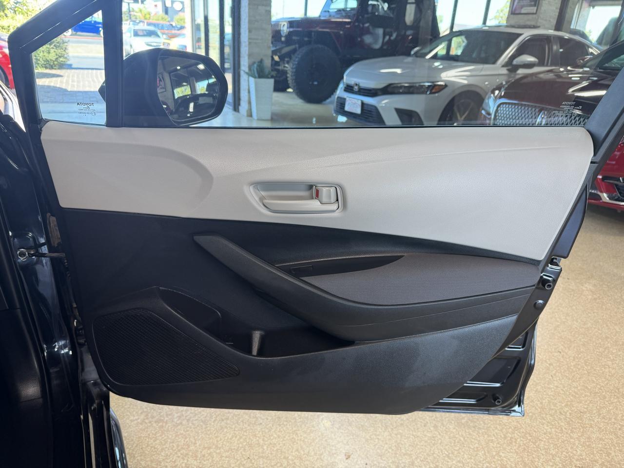 Toyota Corolla LE CVT (Natl) 2023