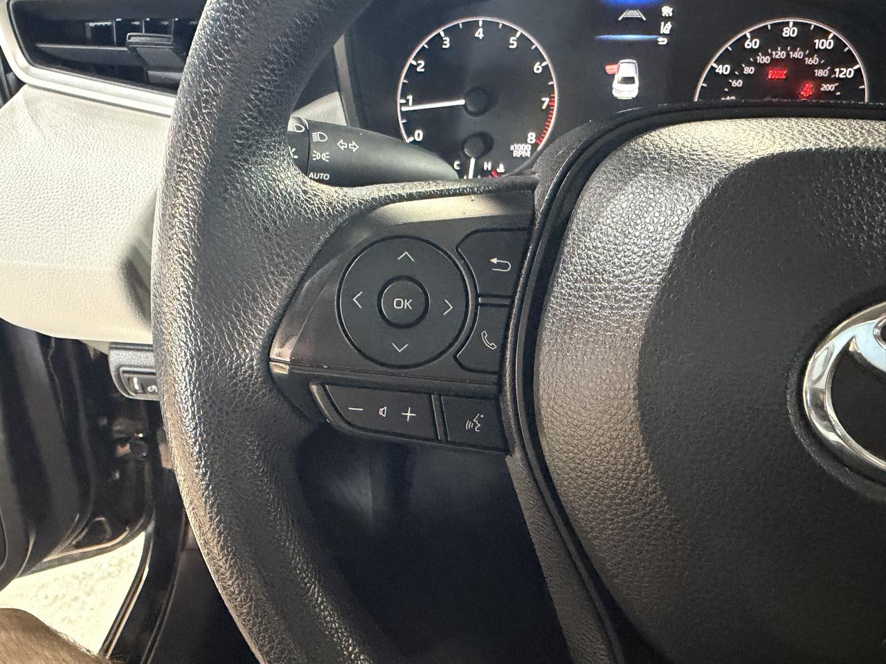 Toyota Corolla LE CVT (Natl) 2023