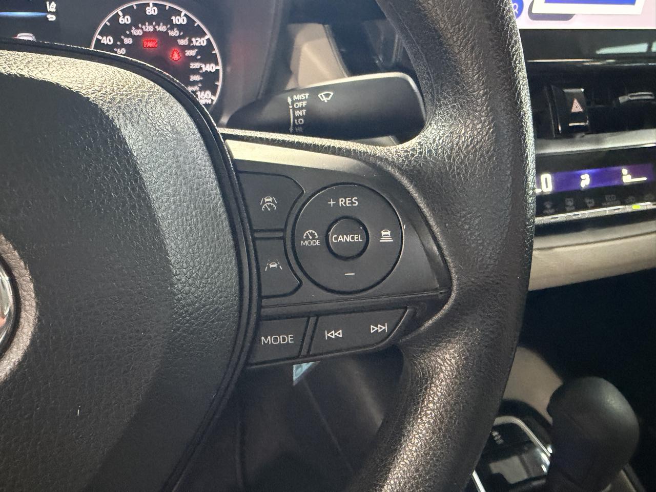 Toyota Corolla LE CVT (Natl) 2023