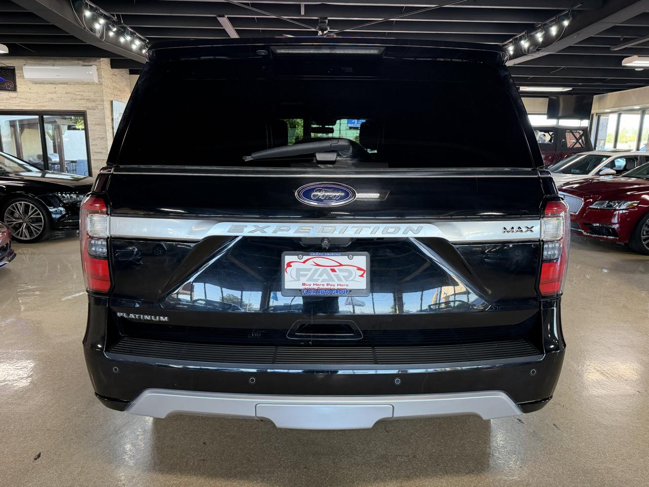 Ford Expedition MAX photo 4