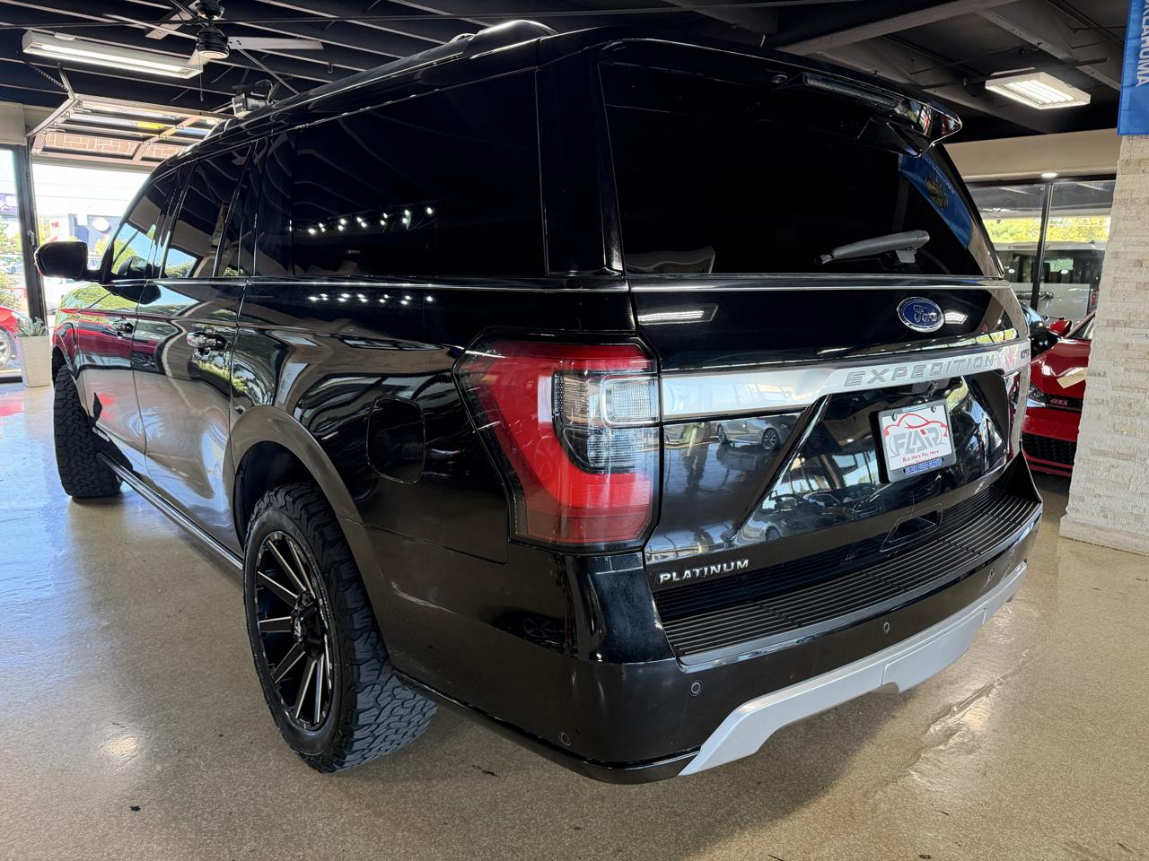 Ford Expedition MAX photo 5