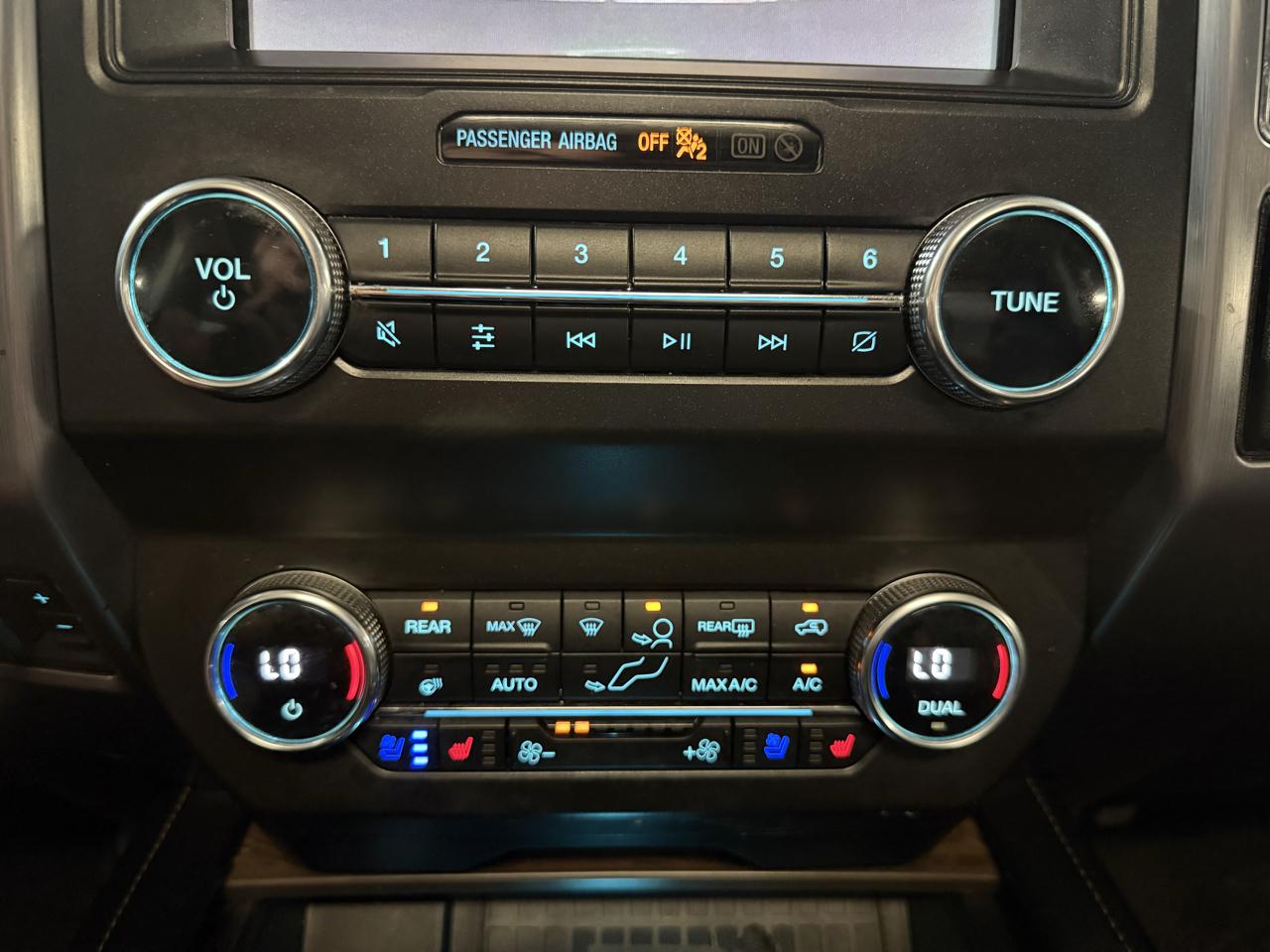 Ford Expedition MAX photo 54