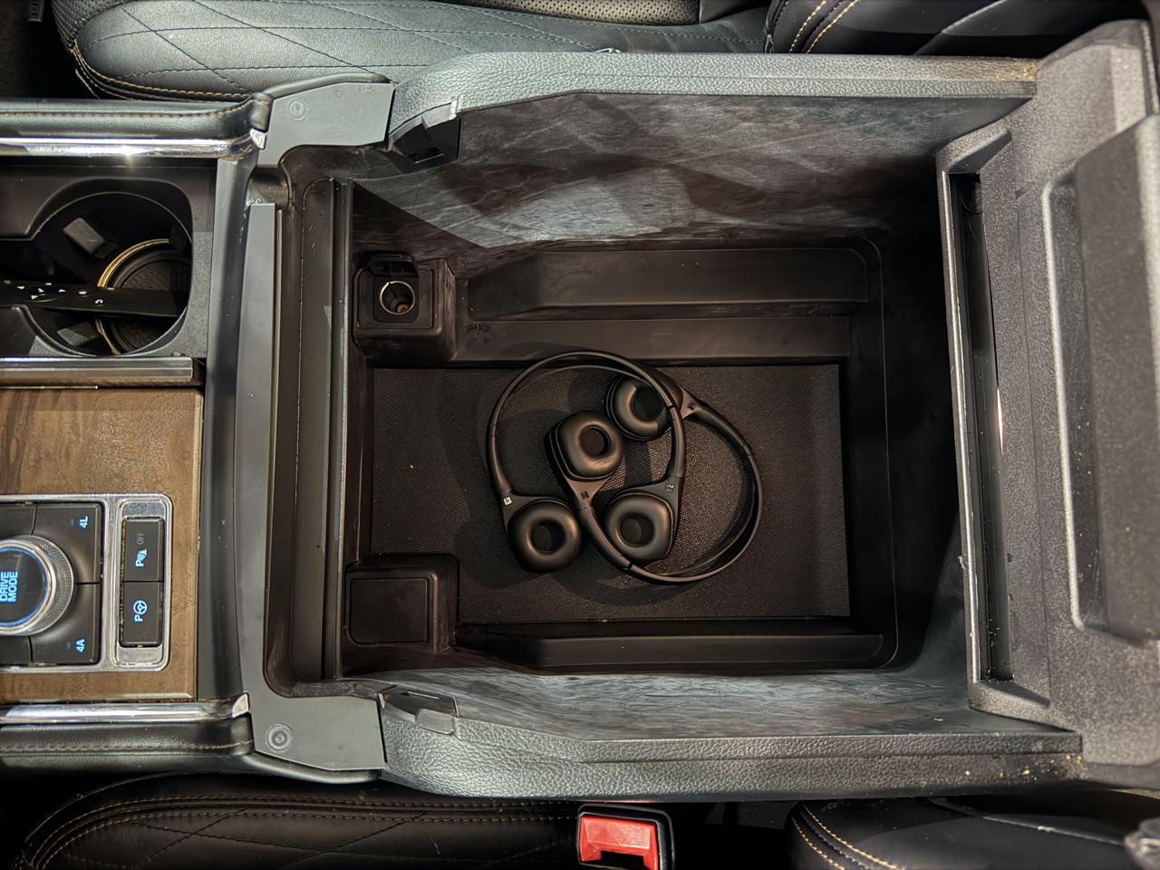 Ford Expedition MAX photo 56