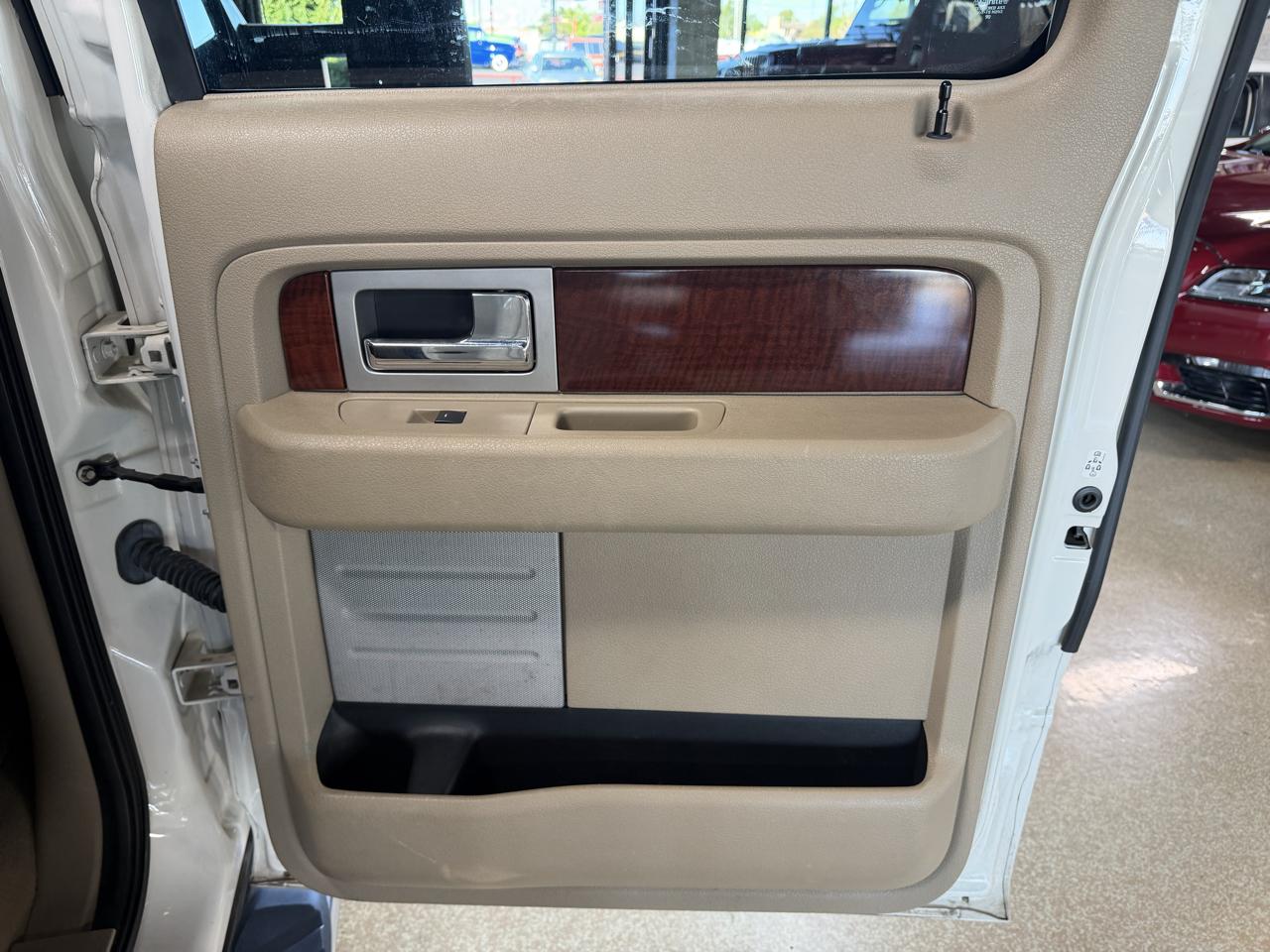 Ford F-150 photo 26