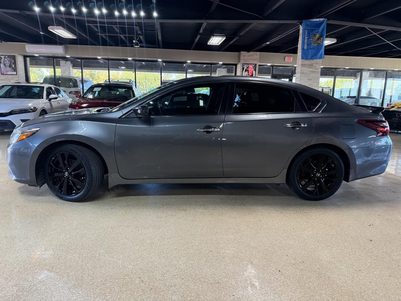 Nissan Altima photo 4