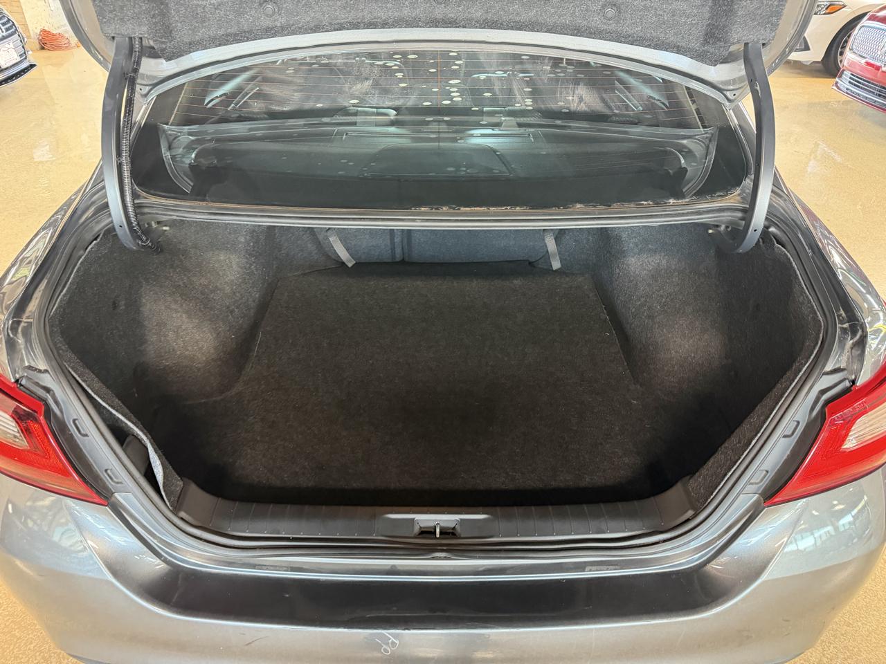 Nissan Altima photo 18
