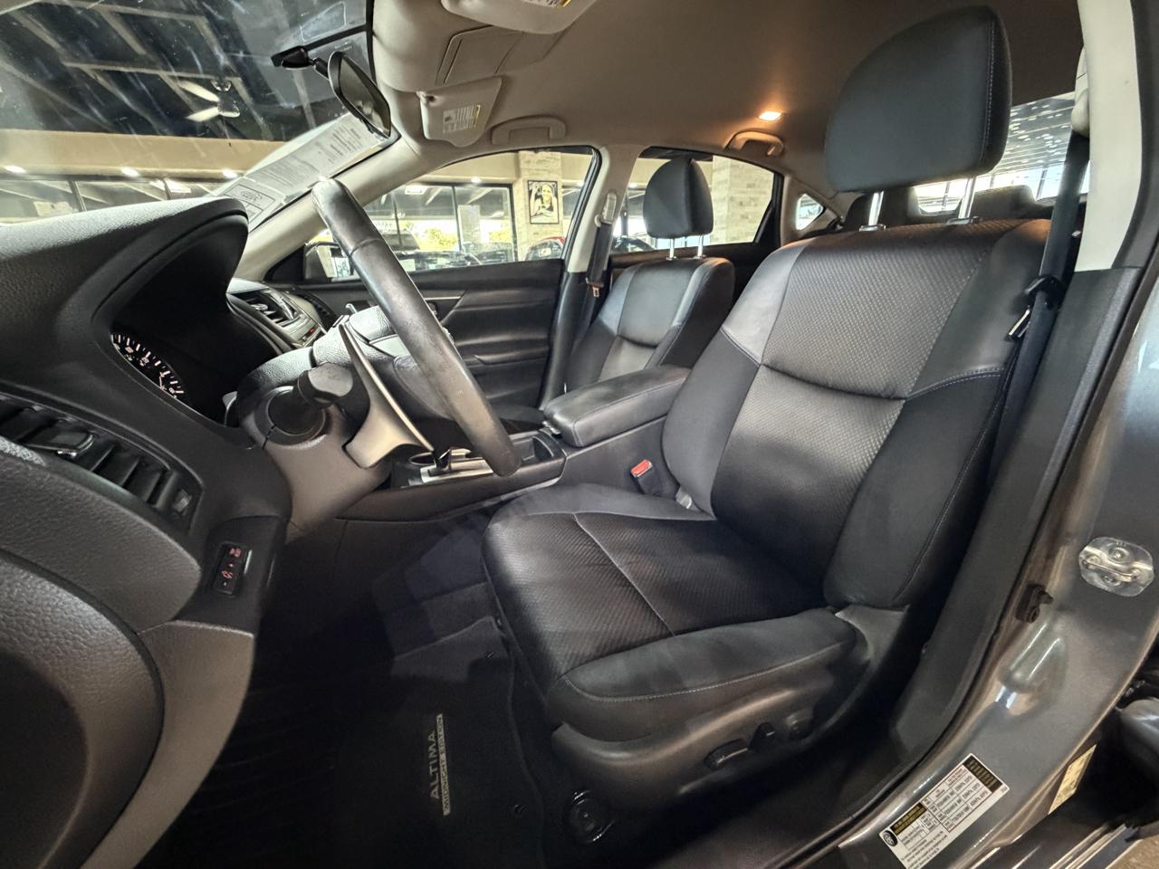 Nissan Altima photo 24
