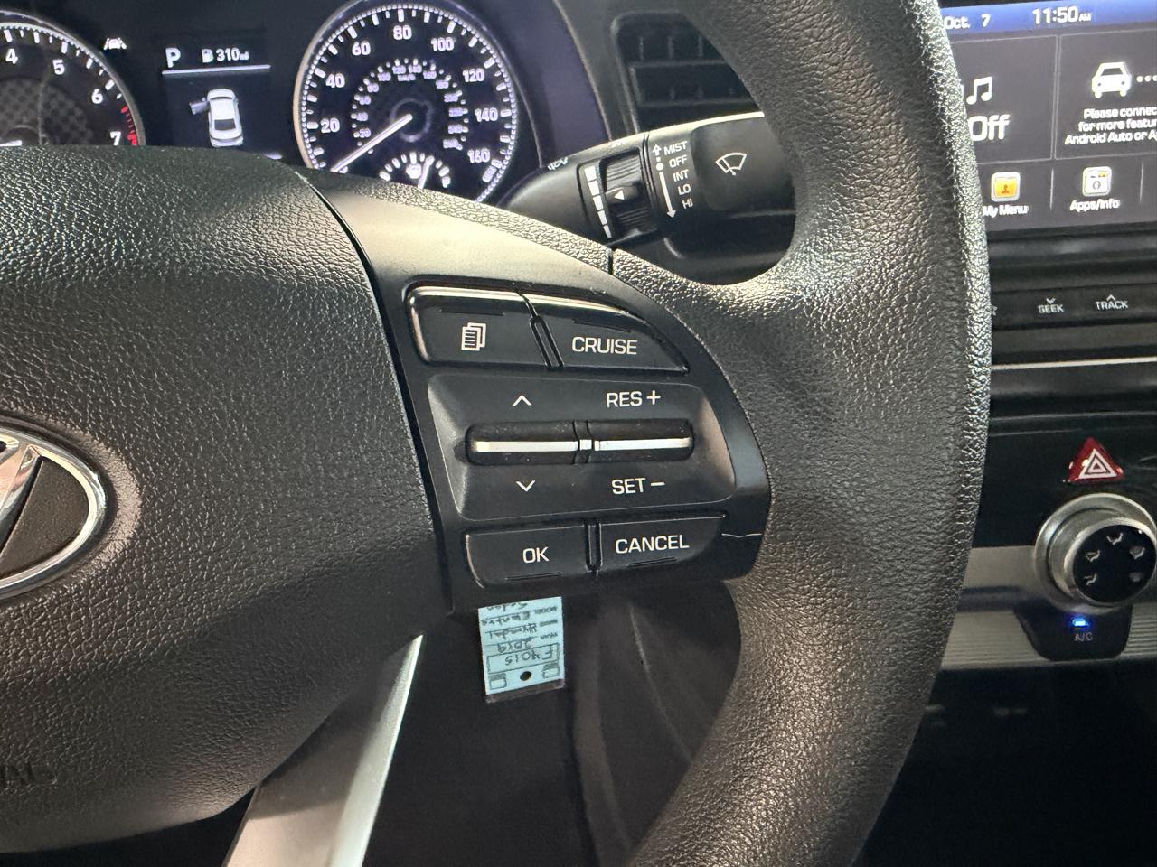 Hyundai Elantra photo 36