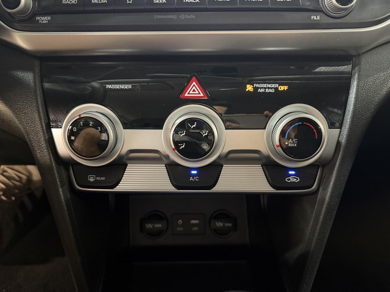 Hyundai Elantra photo 38