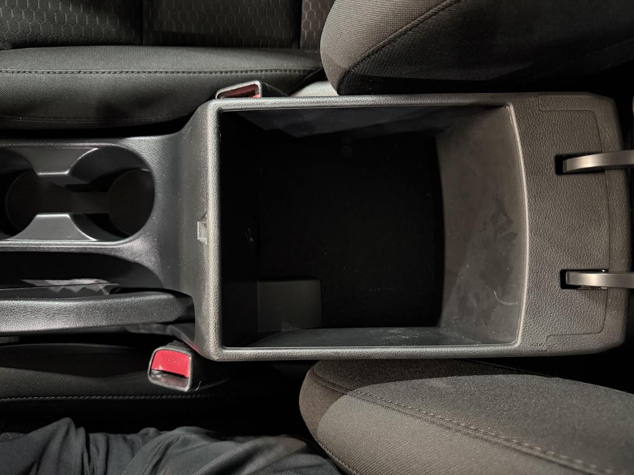 Hyundai Elantra photo 40