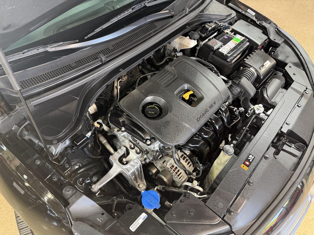 Hyundai Elantra photo 44