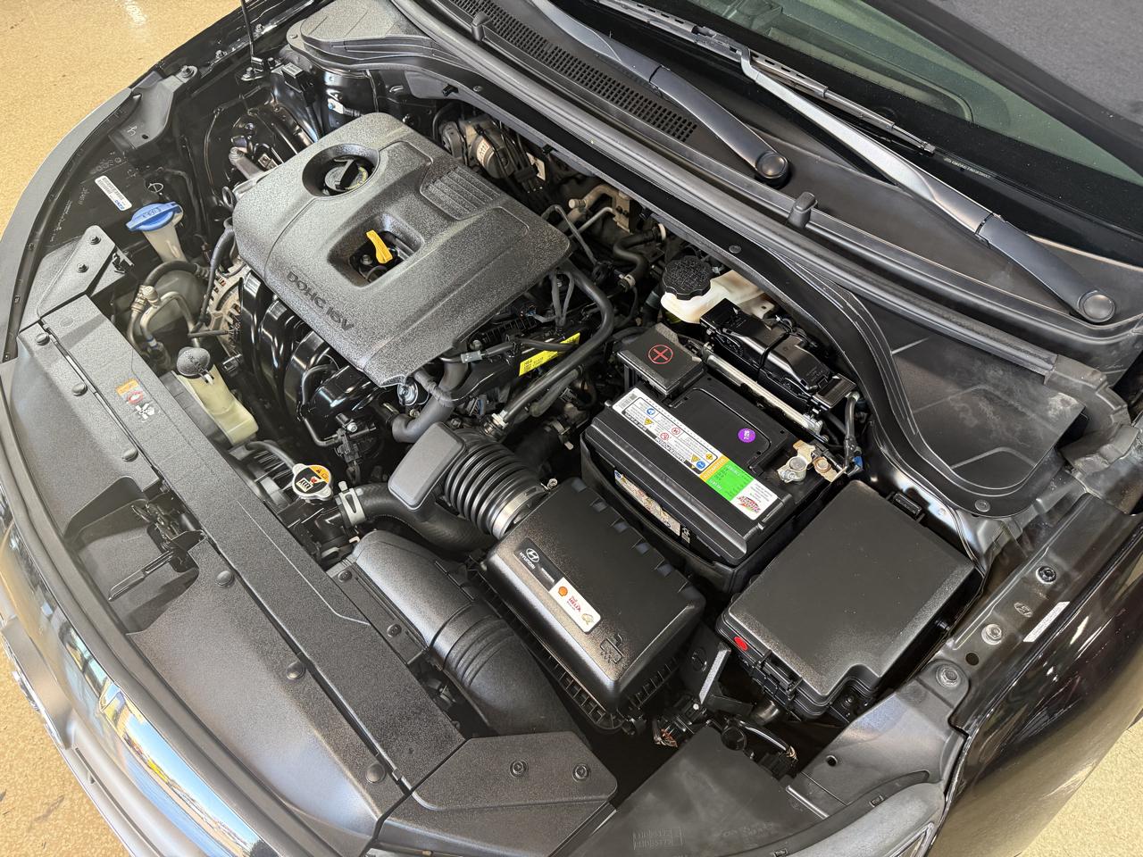 Hyundai Elantra photo 48