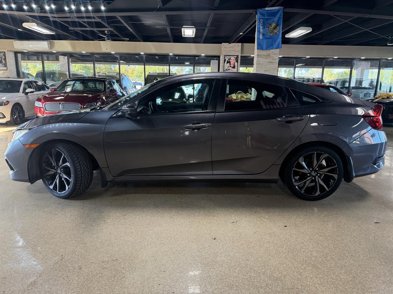 Honda Civic photo 4