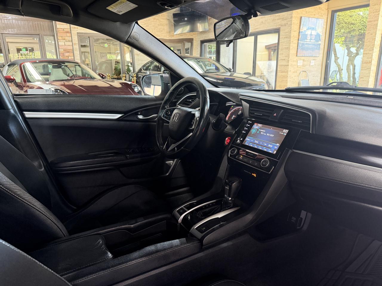 Honda Civic photo 11