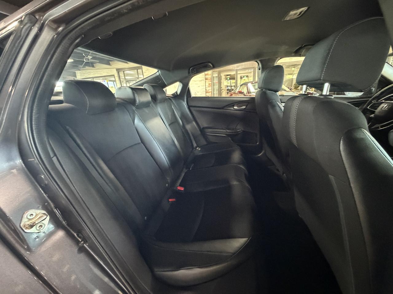 Honda Civic photo 16
