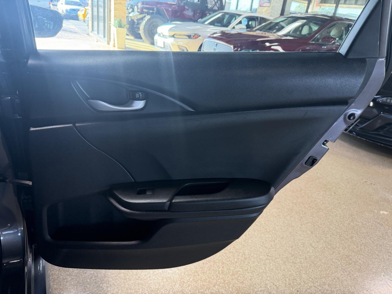 Honda Civic photo 19
