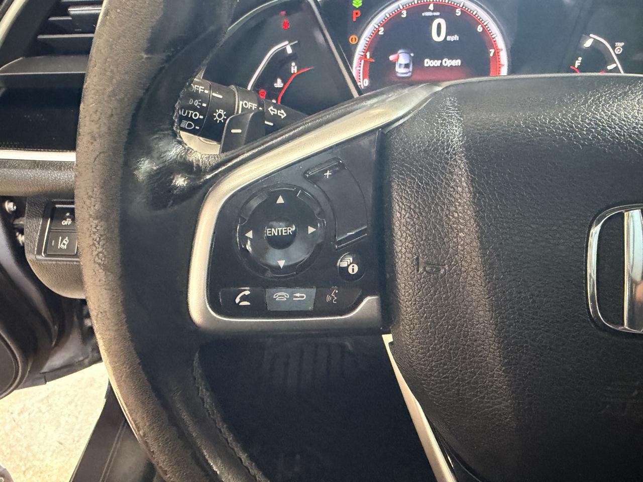 Honda Civic photo 30