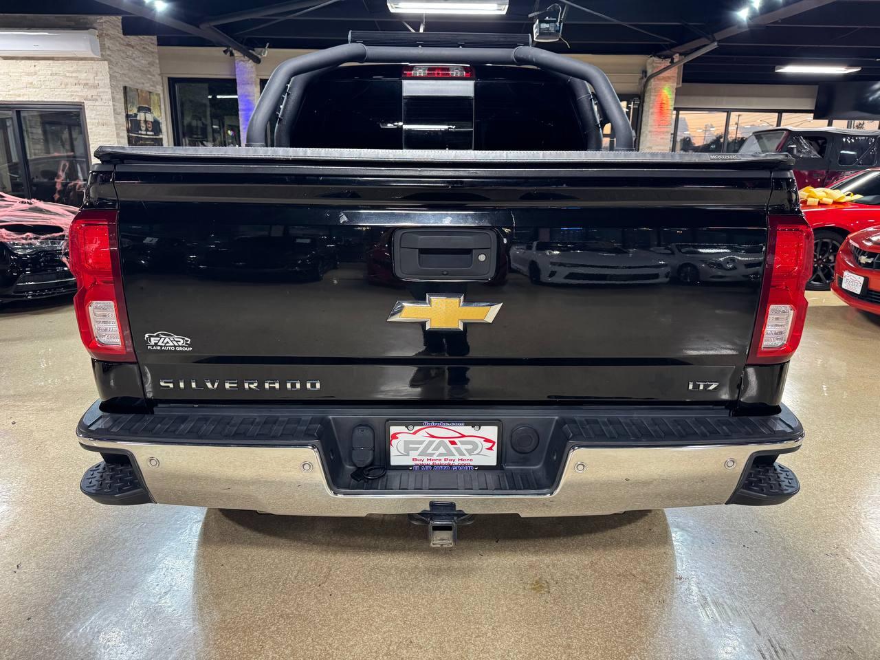 Chevrolet Silverado 1500 4WD Crew Cab 143.5" LTZ w/1LZ 2017