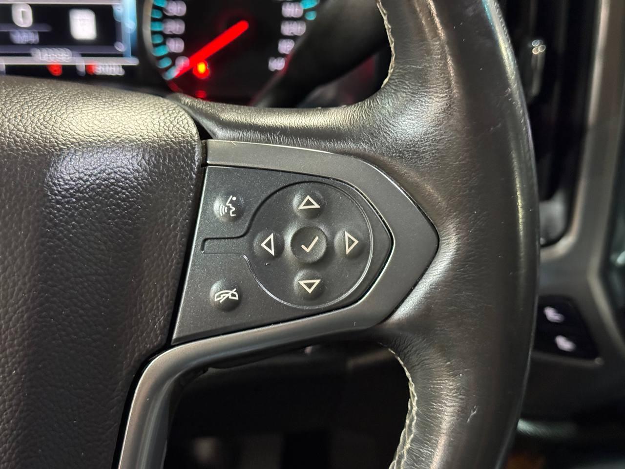 Chevrolet Silverado 1500 4WD Crew Cab 143.5" LTZ w/1LZ 2017
