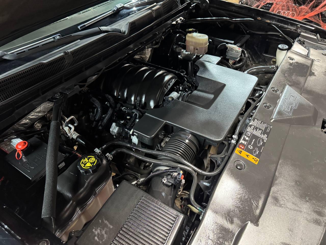 Chevrolet Silverado 1500 4WD Crew Cab 143.5" LTZ w/1LZ 2017