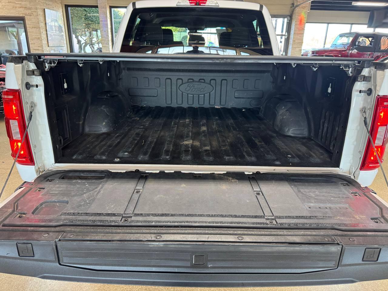 Ford F-150 XL 4WD SuperCrew 5.5' Box 2022