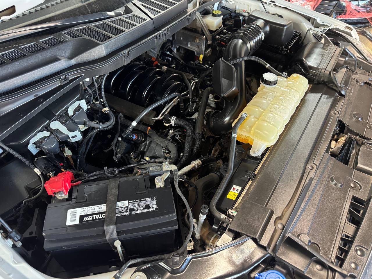 Ford F-150 XL 4WD SuperCrew 5.5' Box 2022