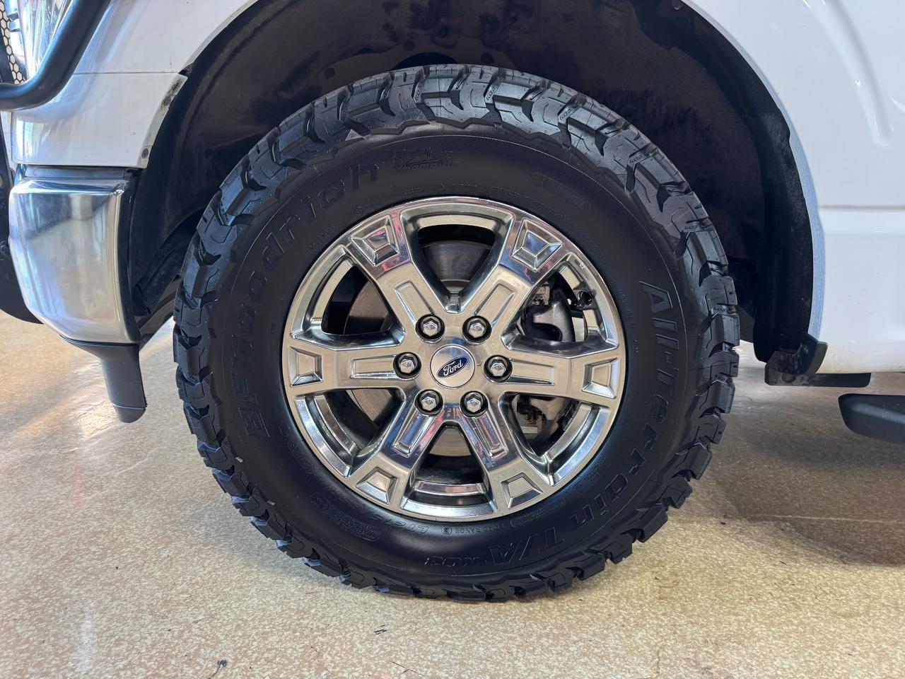 Ford F-150 XL 4WD SuperCrew 5.5' Box 2022