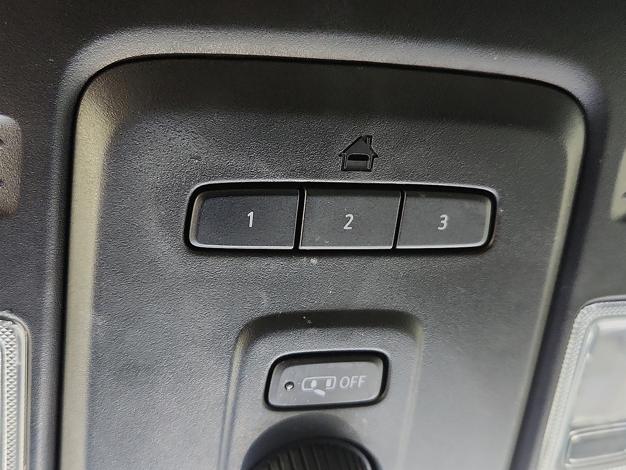 Chevrolet Tahoe  2021