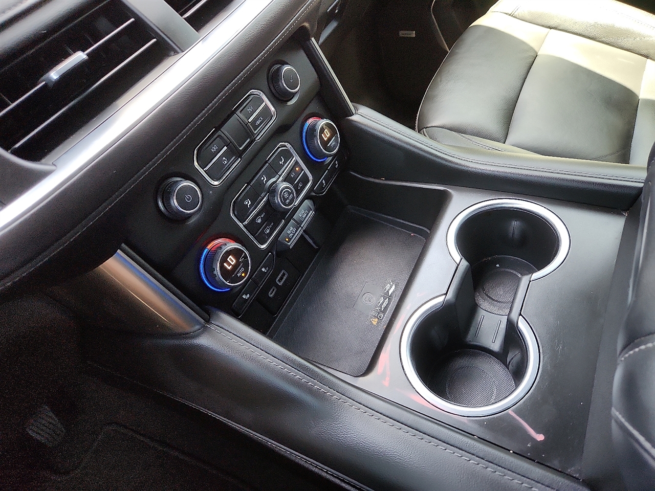 Chevrolet Tahoe  2021