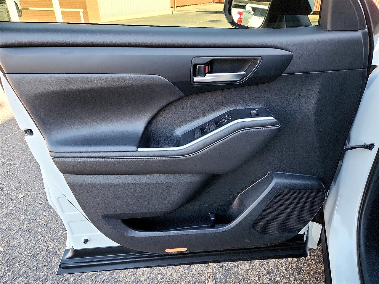 Toyota Highlander  2021