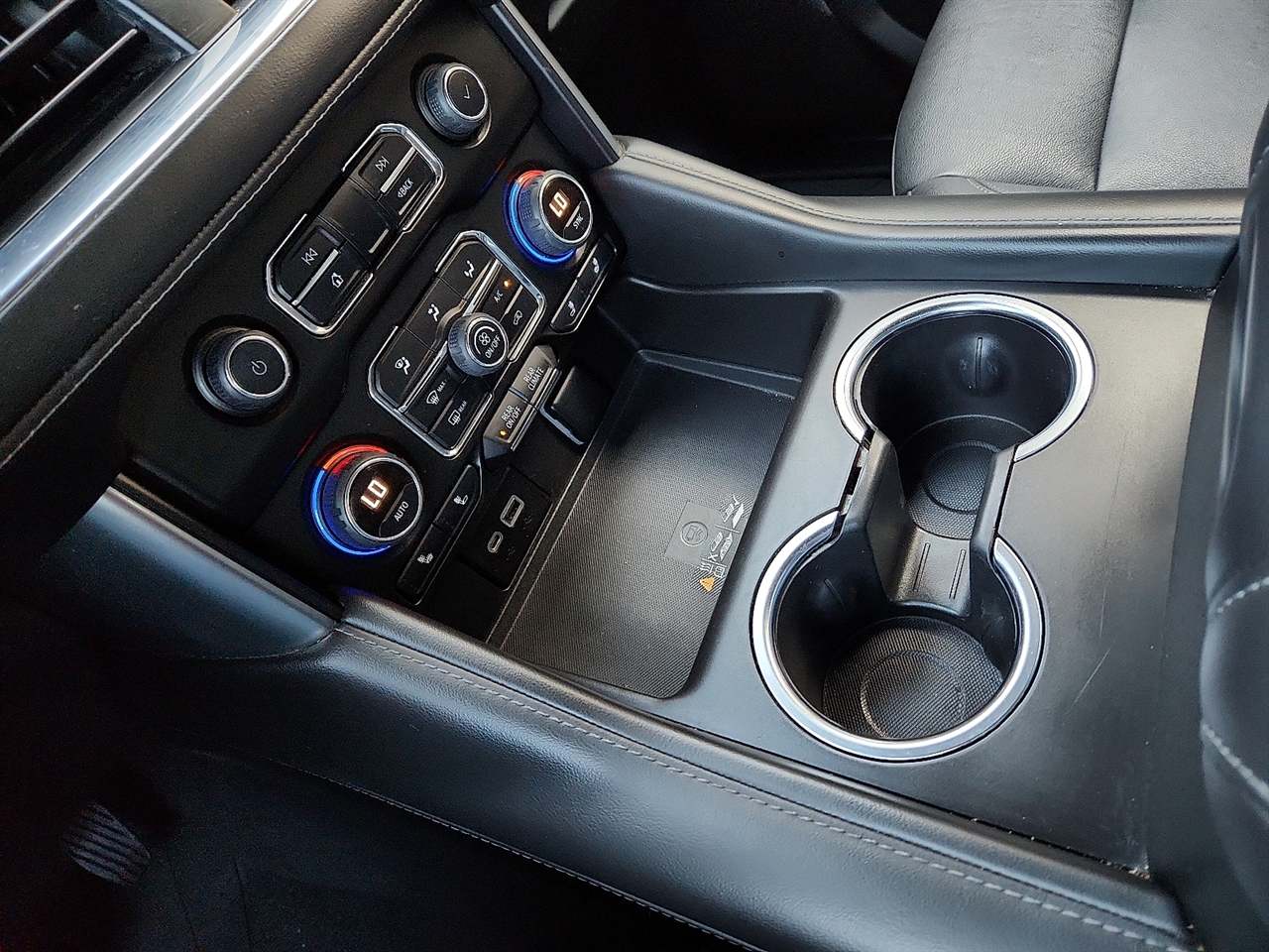 Chevrolet Tahoe  2022