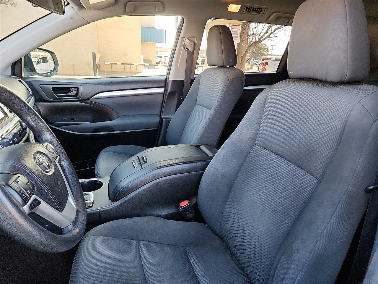 Toyota Highlander LE 2018