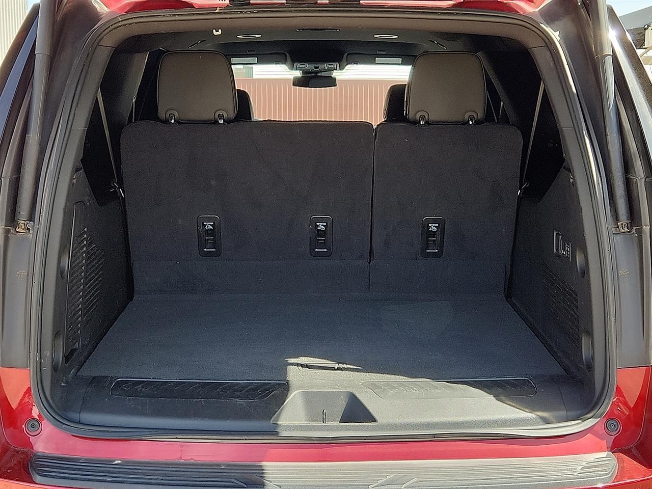 Chevrolet Suburban  2024