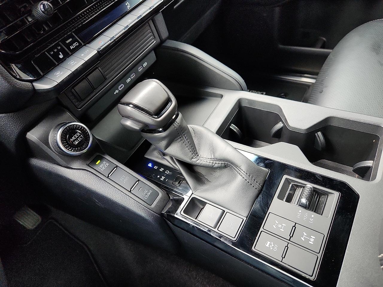 Toyota Land Cruiser  2025